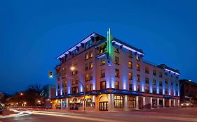 The Plaza Hotel A Trademark Collection By Wyndham Kamloops Exterior photo