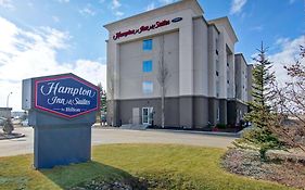 Hampton Inn & Suites Red Deer Exterior photo