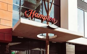 Hampton By Hilton Torquay Hotel Exterior photo