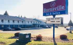 Burnsville Inn & Suites Exterior photo