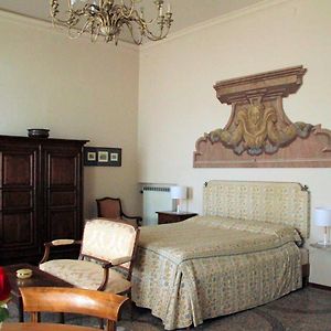 Castello Di San Giorgio Monferrato Bed and Breakfast Exterior photo