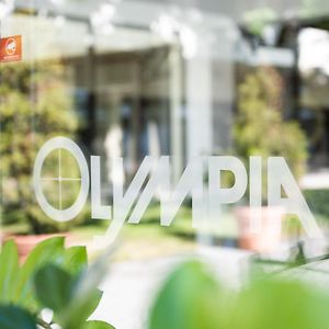 Hotel Olympia Schiessanlage Garching bei München Exterior photo