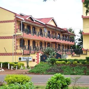 Hotel Mpeta House Nyeri Exterior photo