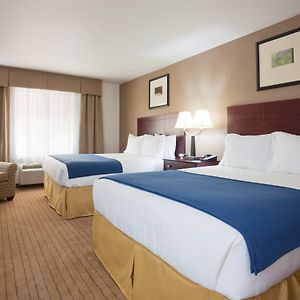Holiday Inn Express Hotel & Suites Antigo, An Ihg Hotel Exterior photo