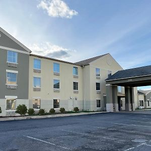 Wingate By Wyndham Clearfield Hotel Exterior photo