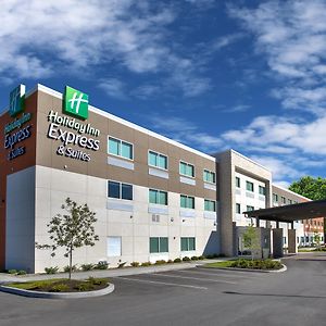 Holiday Inn Express & Suites New Castle, An Ihg Hotel Exterior photo