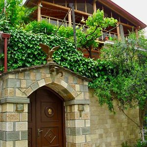 Alimeti Guesthouse Berat Exterior photo