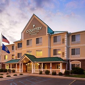 Country Inn & Suites By Radisson, Big Rapids, Mi Exterior photo