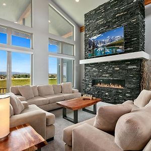 Luxury Home With Spectacular Rocky Mountain Views! Eaton Exterior photo