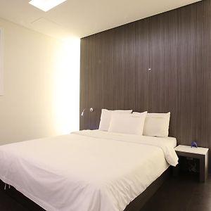 Zzam Hotel Osan Room photo