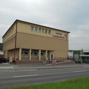Motel Madona Banská Bystrica Exterior photo
