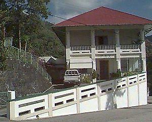 Pax Guest House Tunapuna Village Exterior photo