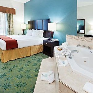 Holiday Inn Express & Suites Greenville-Spartanburg Duncan Exterior photo