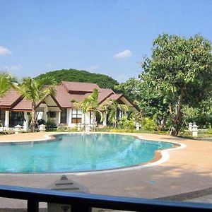 Pangrujee Resort Nakhonratchasima Exterior photo