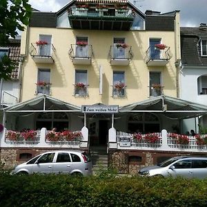 Hotel Zum Weissen Mohren Walluf Exterior photo
