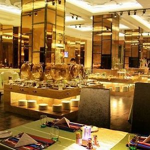 Baoying Serene Hotel Teng Restaurant photo