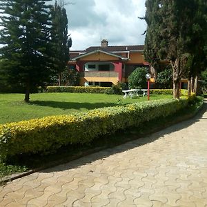 Legacy Gardens Nyeri Bed and Breakfast Exterior photo