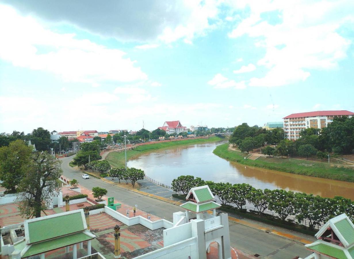 Wangchan Riverview Phitsanulok Exterior foto