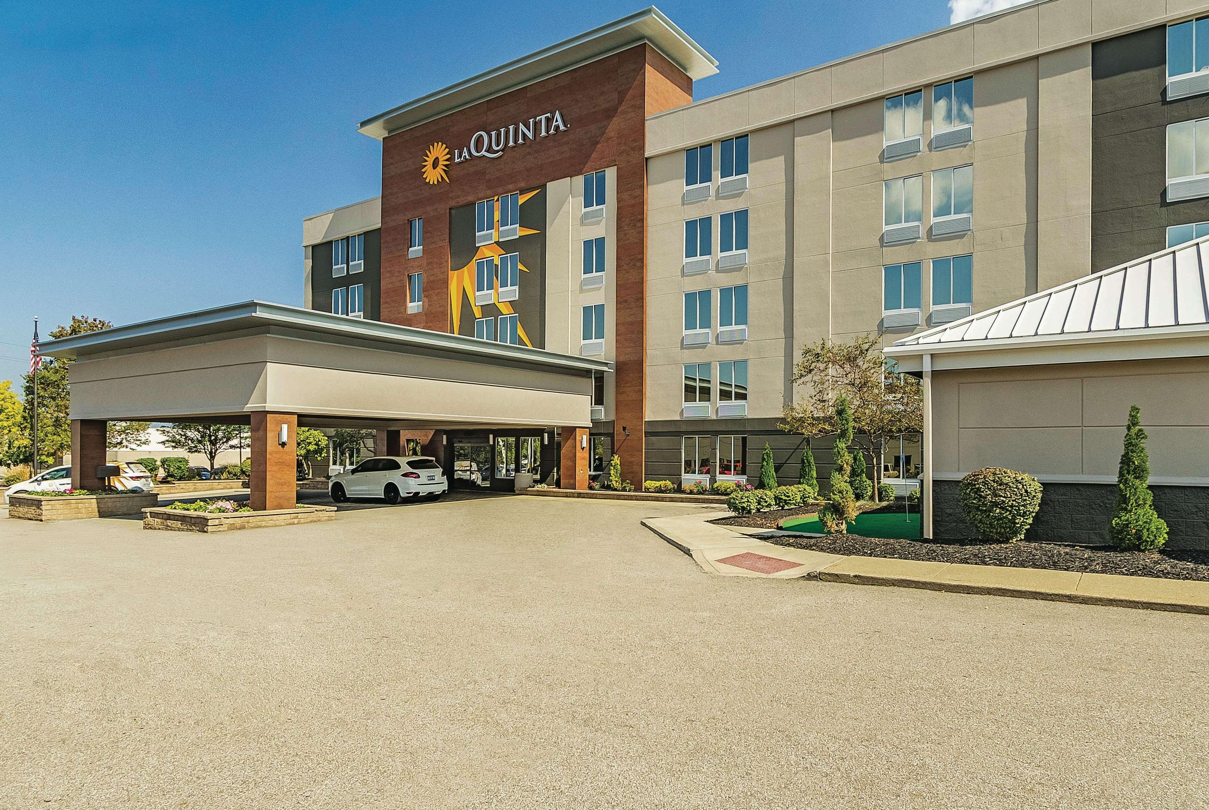 La Quinta By Wyndham Cleveland Airport West Hotel North Olmsted Exterior foto