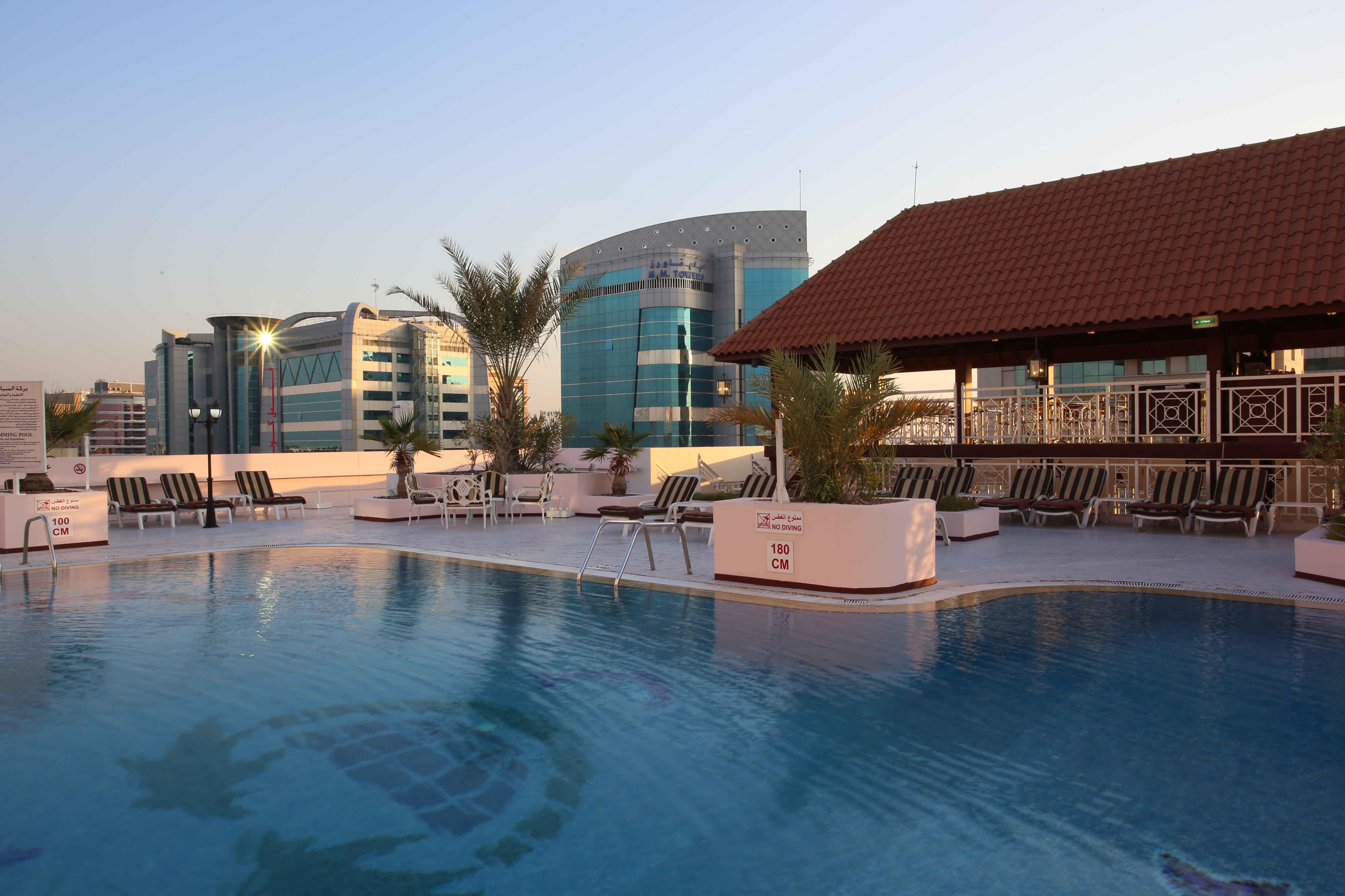 Carlton Palace Hotel Dubái Exterior foto