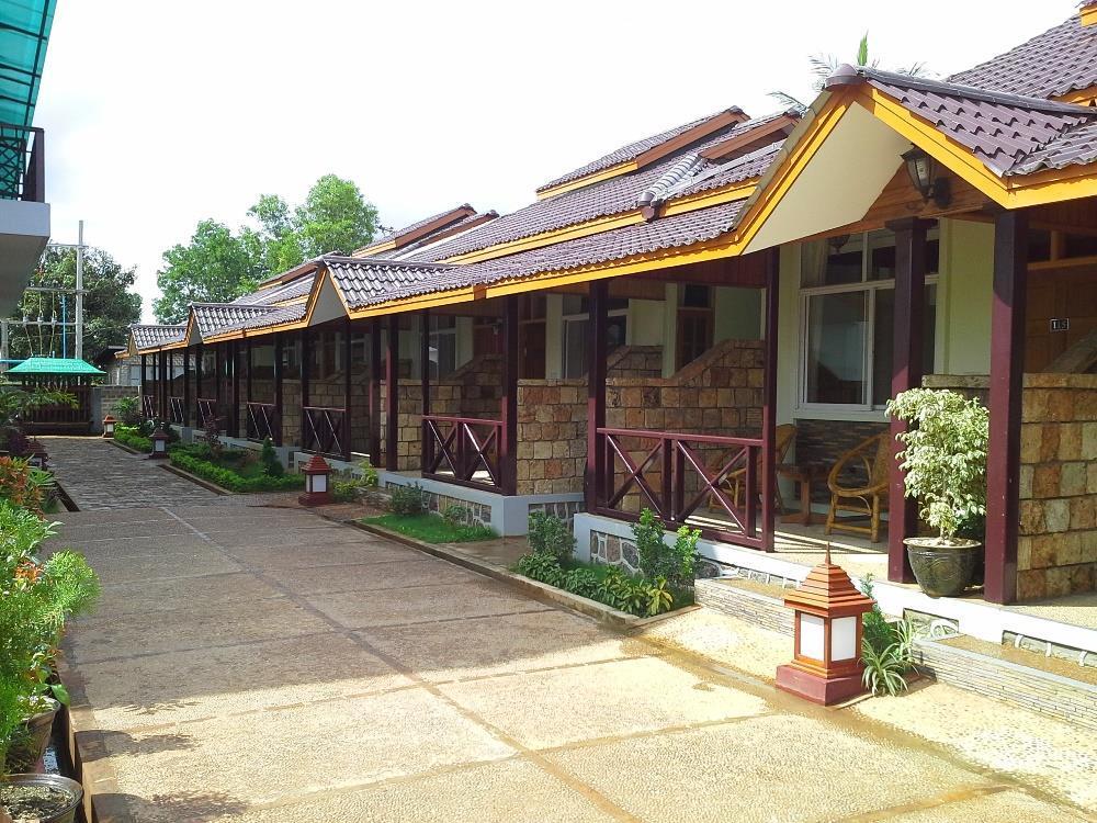 Cassiopeia Hotel Nyaung Shwe Exterior foto