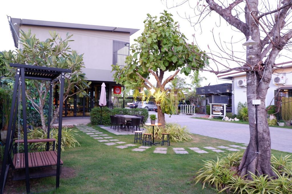 Thonglor Boutique And Spa Udon Thani Exterior foto
