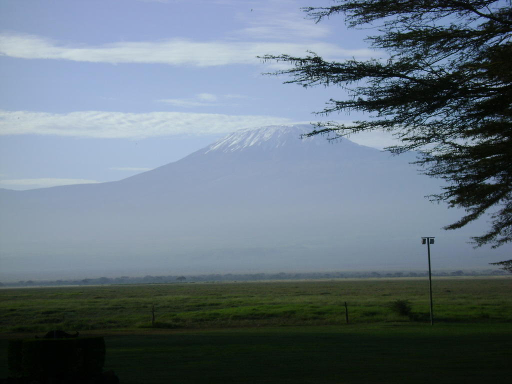 Ol Tukai Lodge Amboseli Exterior foto