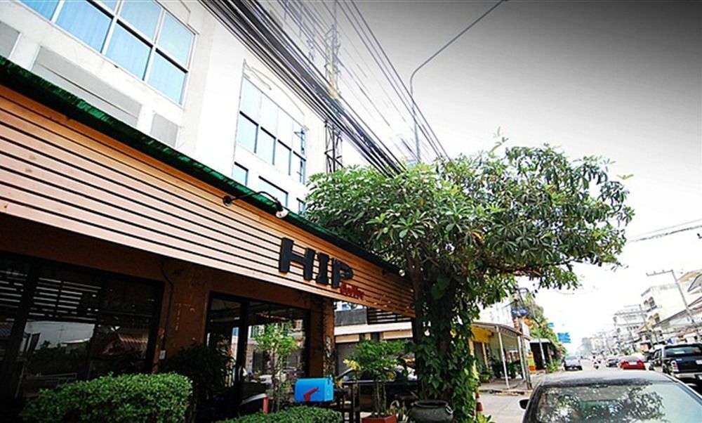 Hip Inn Coffee Phitsanulok Exterior foto