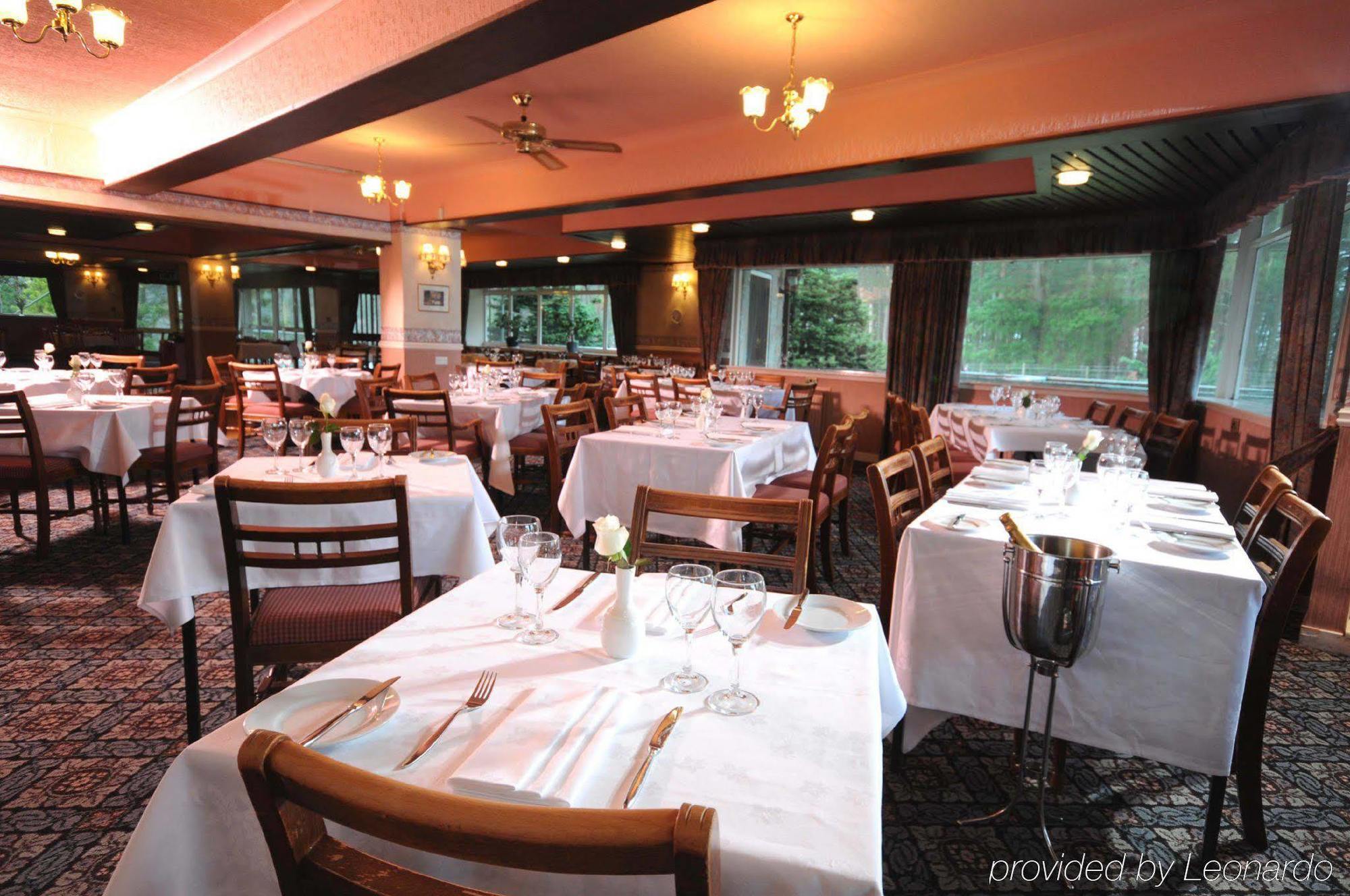 Highlander Hotel 'A Bespoke Hotel' Newtonmore Restaurante foto
