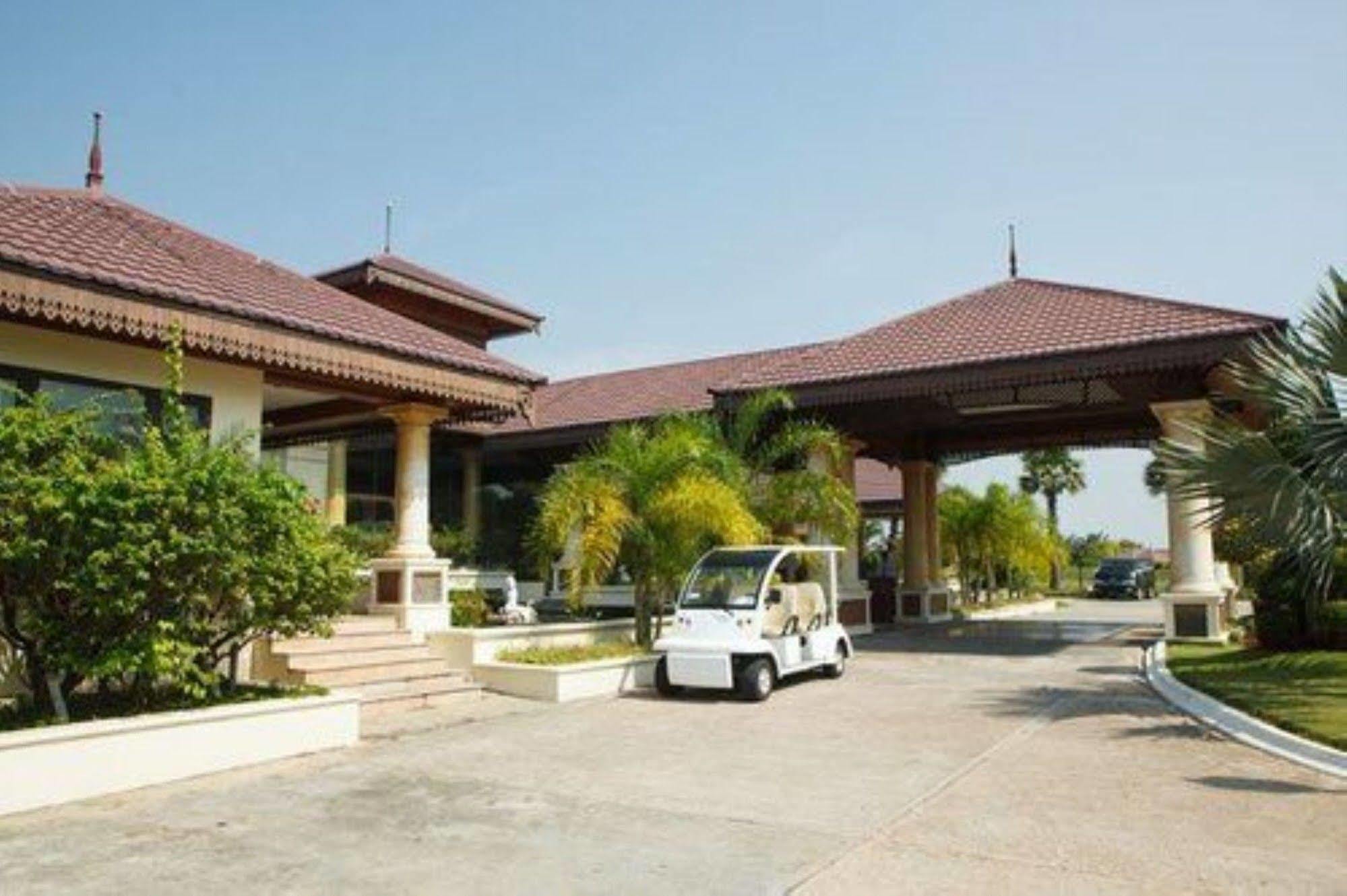 The Hotel Amara Nay Pyi Taw Naypyidaw Exterior foto