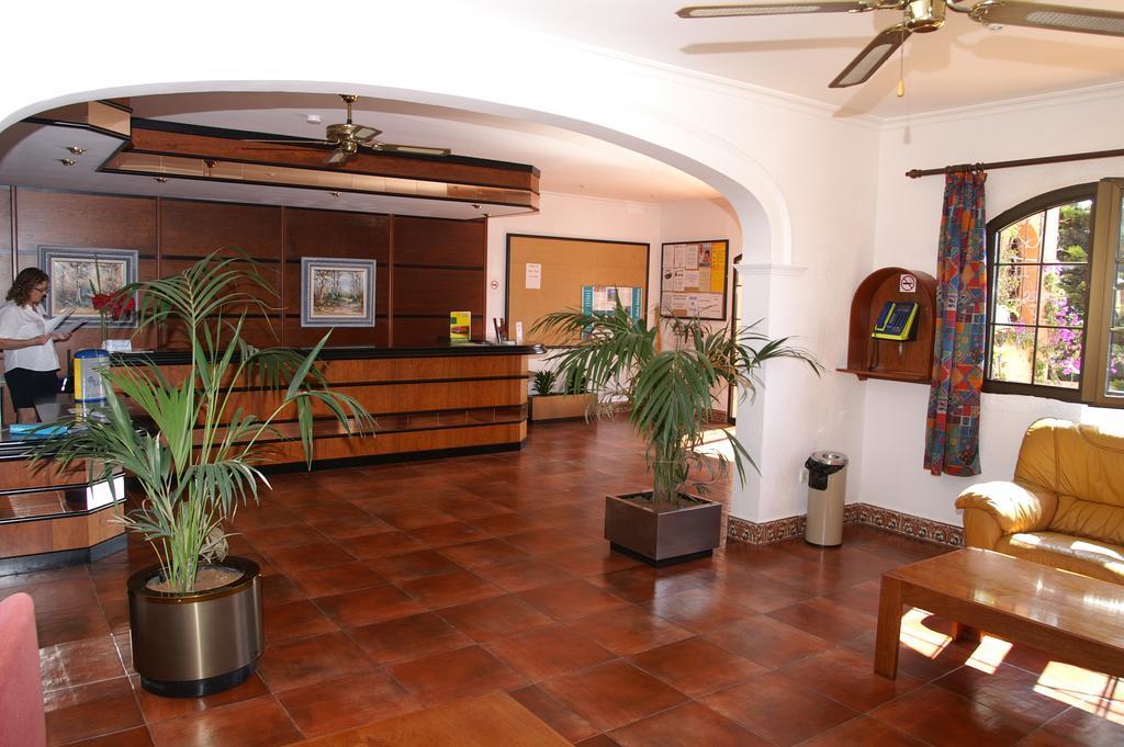 Bahia Park Hotel Cala En Porter  Exterior foto