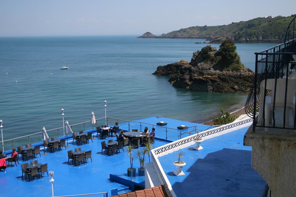 Water'S Edge Hotel Bouley Bay Exterior foto