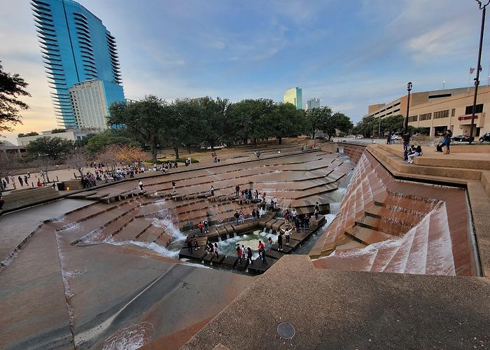 Fort Worth Water Gardens photo