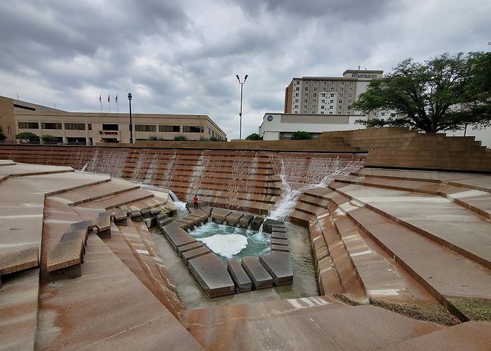 Fort Worth Water Gardens photo