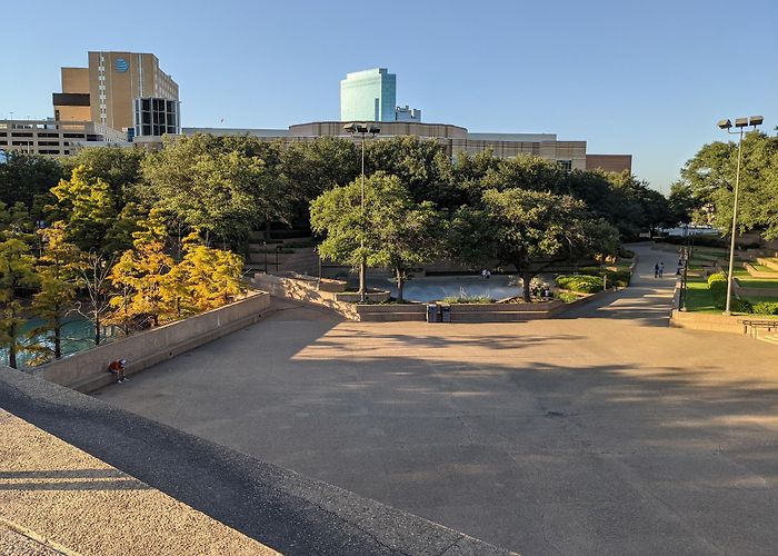 Fort Worth Water Gardens photo