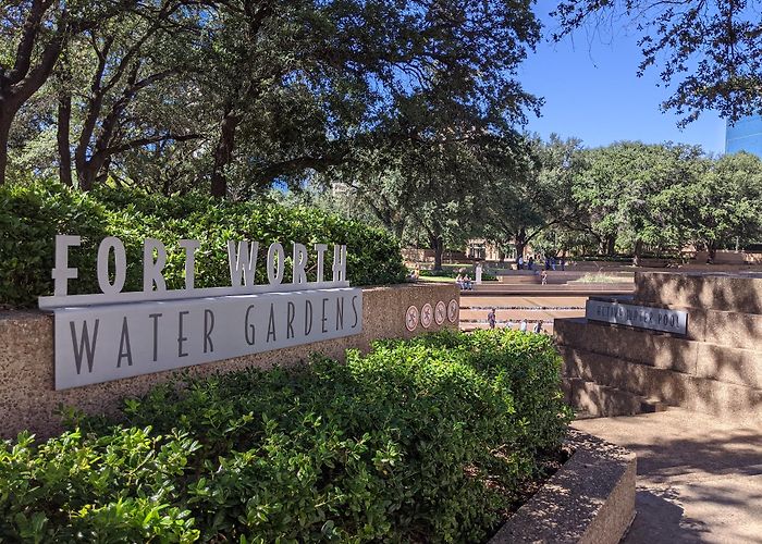 Fort Worth Water Gardens photo