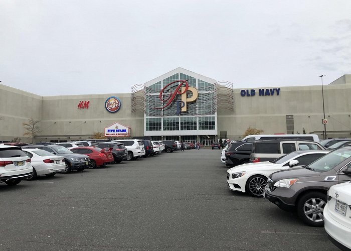 The Palisades Center Mall photo