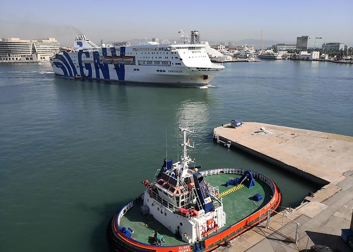 Port of Barcelona photo