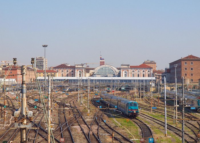 Porta Nuova Railway Station photo