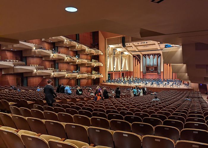 Benaroya Hall photo