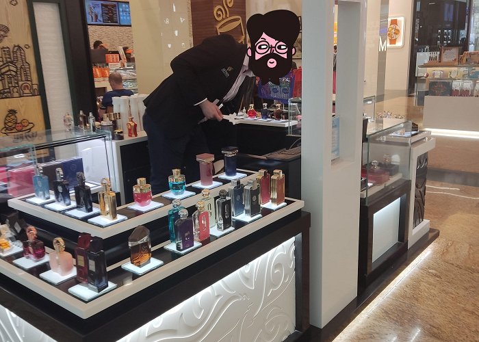 Mall of the Emirates Afnan stall at Mall of the Emirates Dubai : r/fragranceclones photo