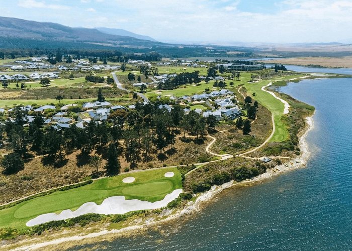 Arabella Golf club Golf & Safari Pairing Destinations • South Africa photo