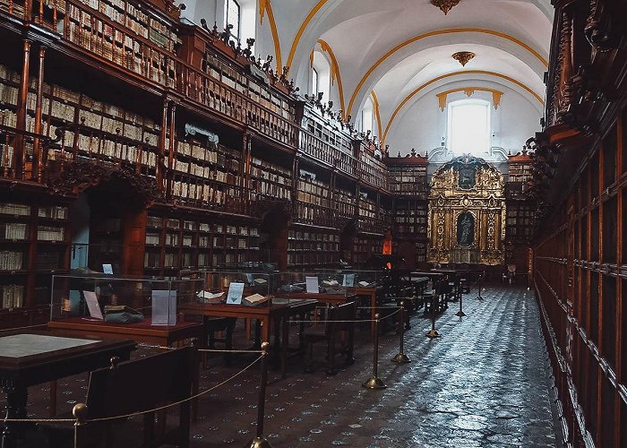 Biblioteca Palafoxiana All About Biblioteca Palafoxiana in Puebla | Discover Puebla, Mexico photo