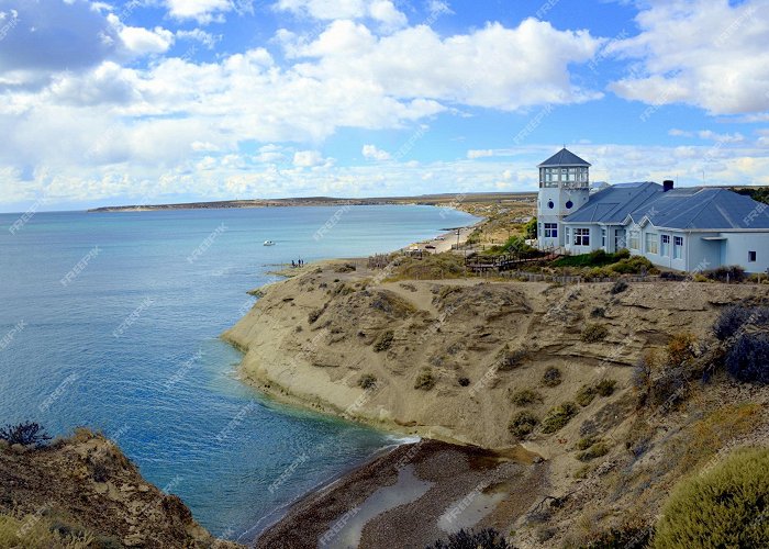 Ecocentro Premium Photo | The ecocentro just south of puerto madryn ... photo