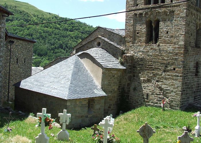 Durro Nativity Church La Nativitat Durro, Pyrenees | weepingredorger photo