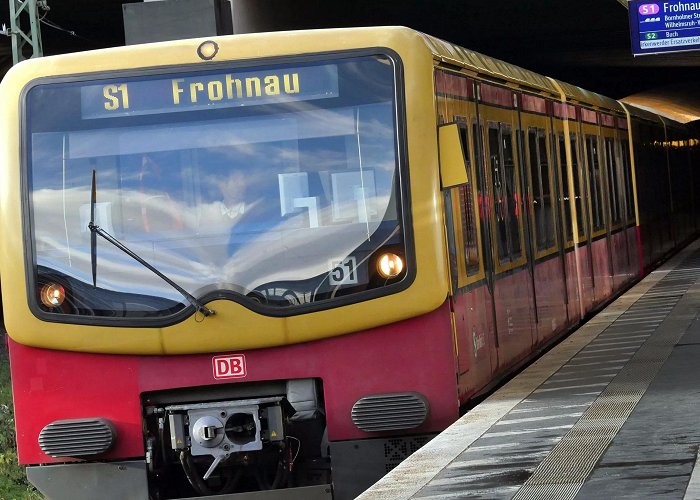 S-Bahnhof Frohnau North-South S-Bahn tunnel open again after six week maintenance ... photo