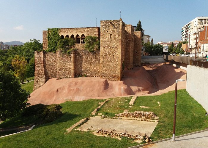 Castell-Cartoixa de Vallparadis / Carthusian Castle of Vallparadis Vista exterior del castillo. Entrada. - Picture of Carthusian of ... photo