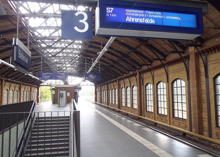 Bahnhof Westkreuz Bellevue Train Station in Berlin, Germany. | Train, Train station ... photo