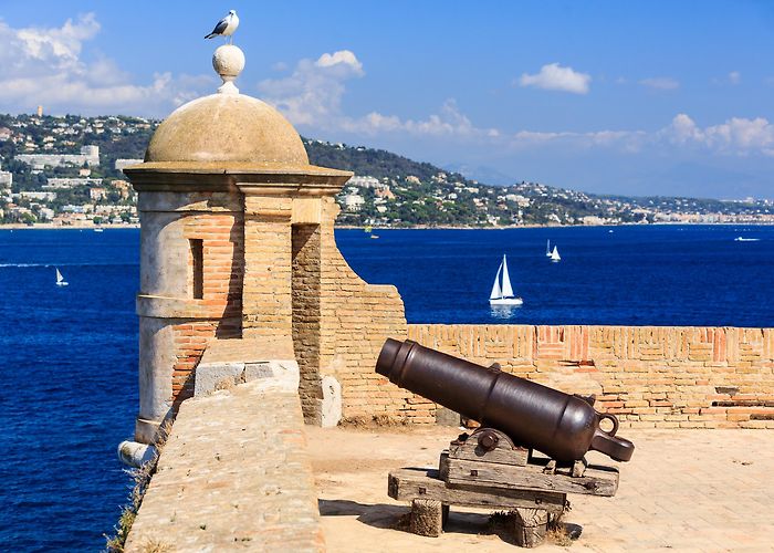 Fort Royal MUSEE DU MASQUE DE FER (MUSEE DE LA MER) - ILE SAINTE MARGUERITE ... photo