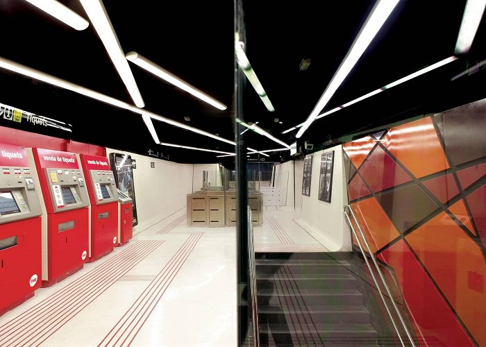 Drassanes Metro Drassanes Metro Station - ON-A. | Empowering Architectural Ideas photo